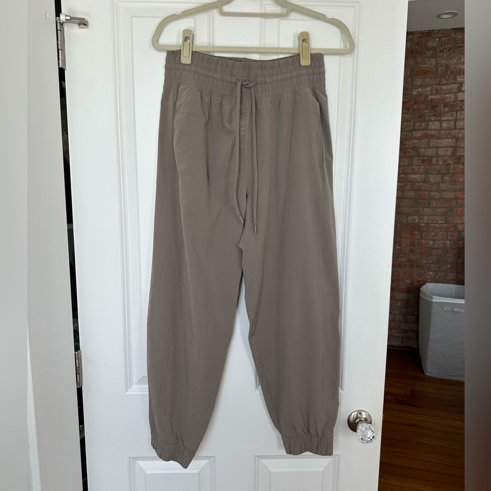 YPBmotionTEK Lightweight Jogger